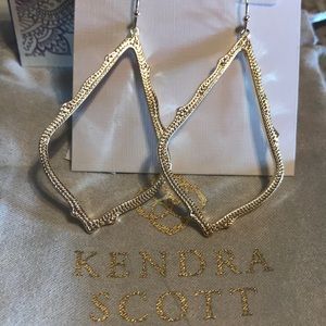 NWT Kendra Scott Sophee Earrings